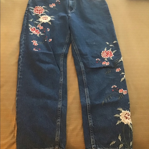 NWOT TOPSHOP EMBROIDERED JEAN - Picture 2 of 7